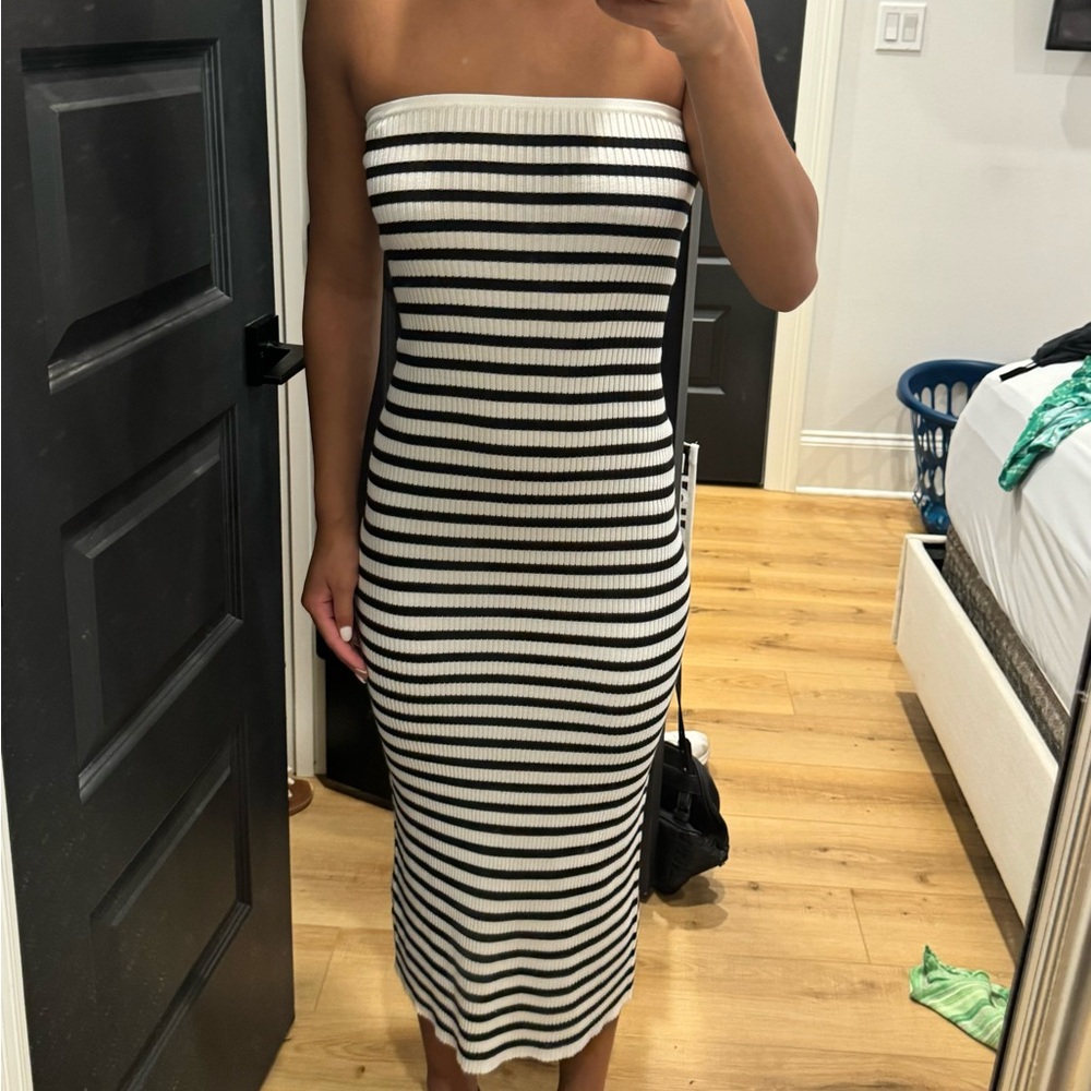Stripped black and white strapless maxi dress